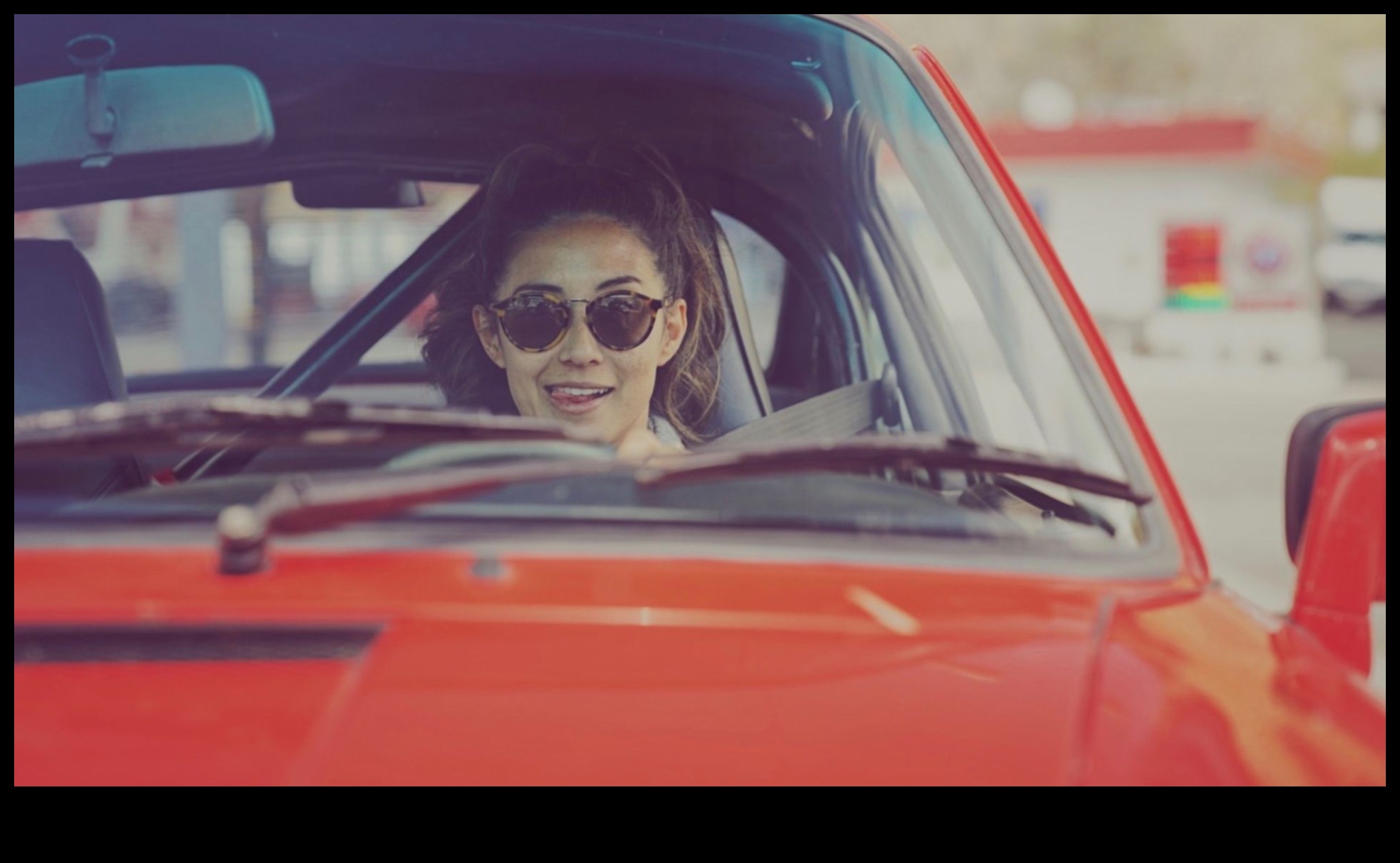 أحلام القيادة: السيارات الفاخرة والسعي إلى الكمال في مجال السيارات