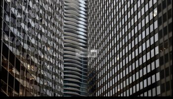 الأناقة الحضرية: إتقان التصوير المعماري بالبكسل