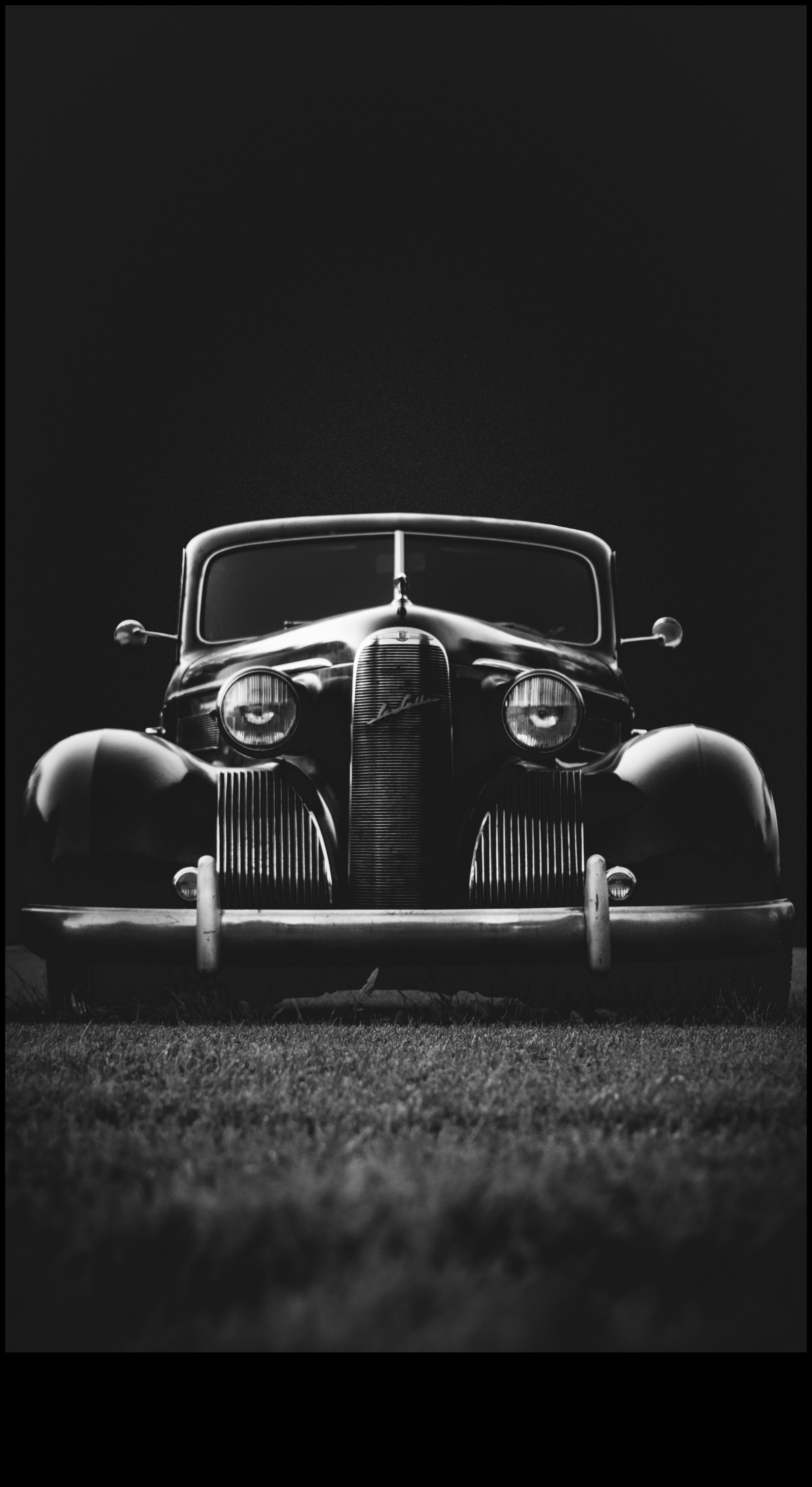 المشاعر العتيقة: احتفال بجماليات السيارات على مر السنين