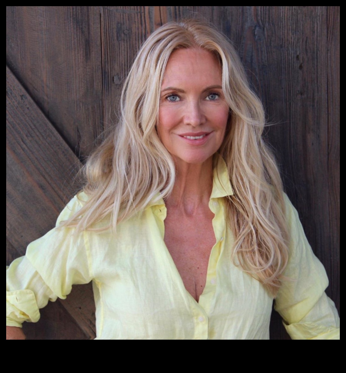 أنيقة بدون مجهود: تسريحات الشعر الأشقر اليومية لإضفاء لمسة كاجوال