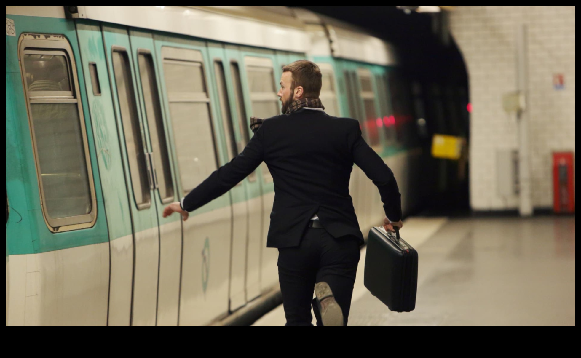 أثناء التنقل، دليل المسافر لأسلوب حياة سريع الخطى 4 أثناء التنقل: نمط الحياة سريع الخطى لمستخدمي وسائل النقل العام