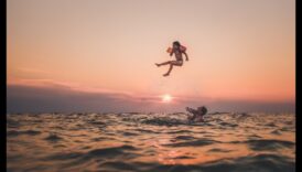 فسيفساء الحركة: التقاط الحركات الديناميكية باستخدام أنماط التصوير الفوتوغرافي